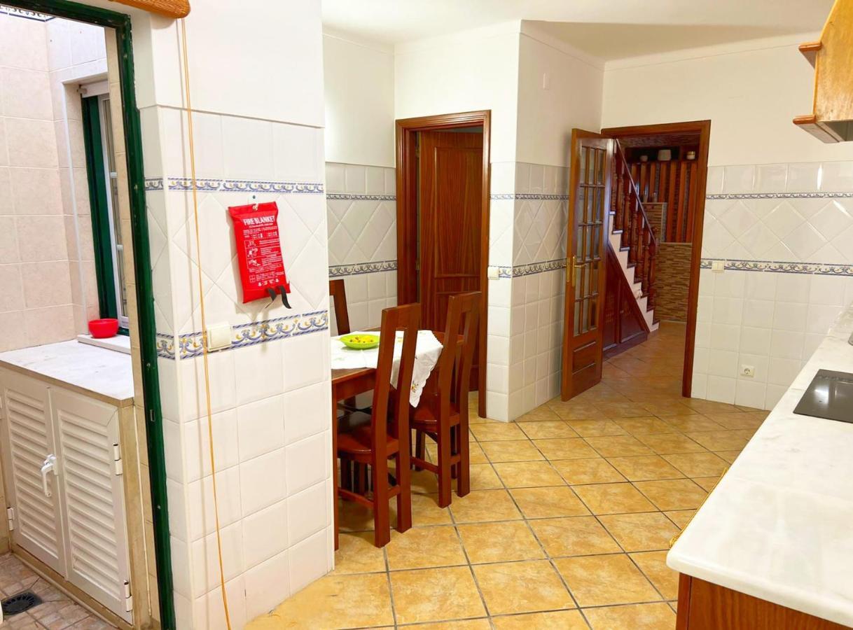 Amarelaje Villa Serra d'El-Rei Exteriör bild